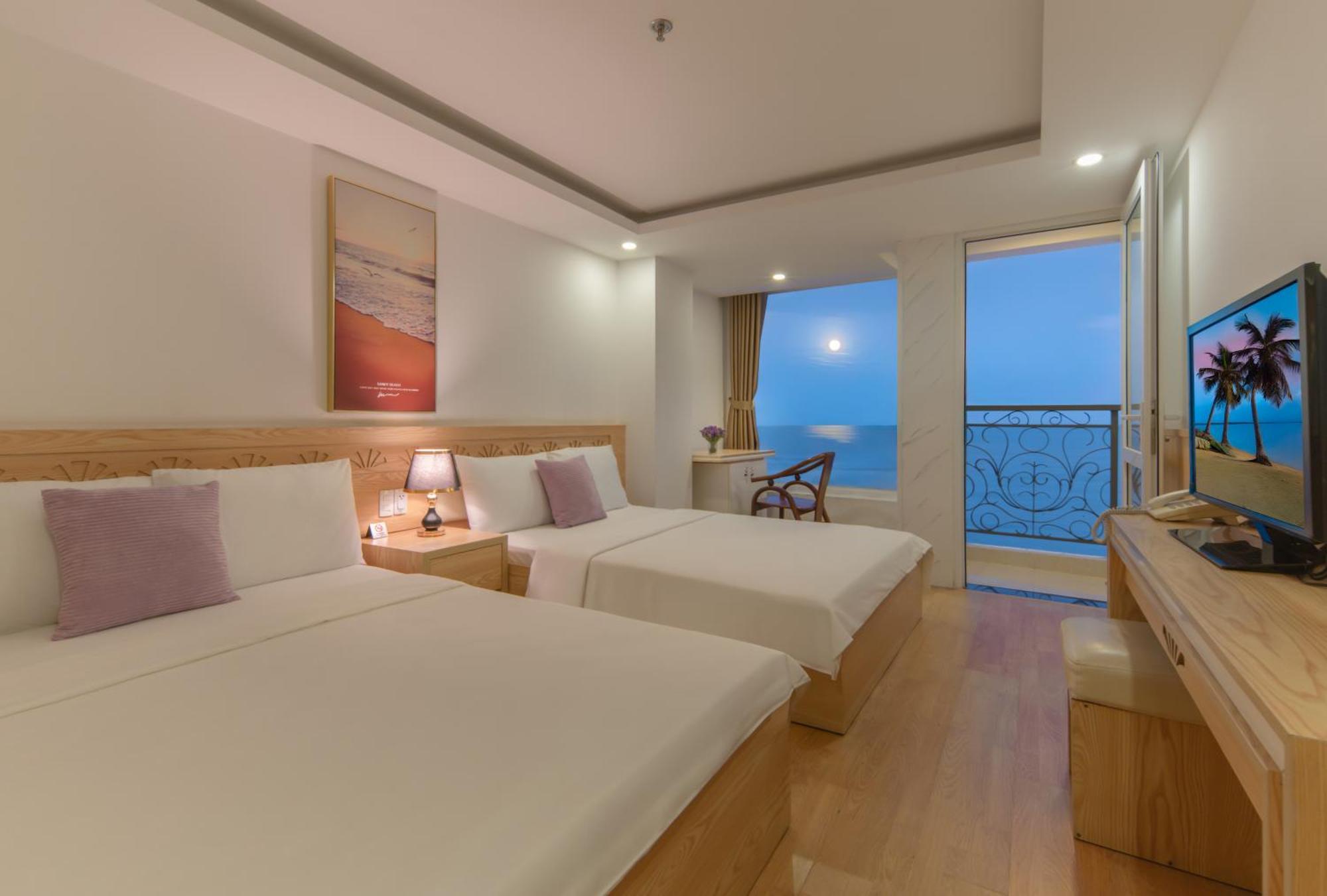 Nang Vang Hotel Nha Trang Exterior photo